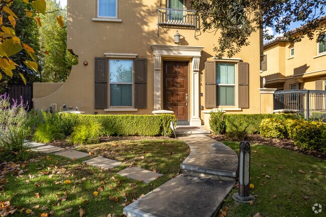 Building Photo - Valleycrest