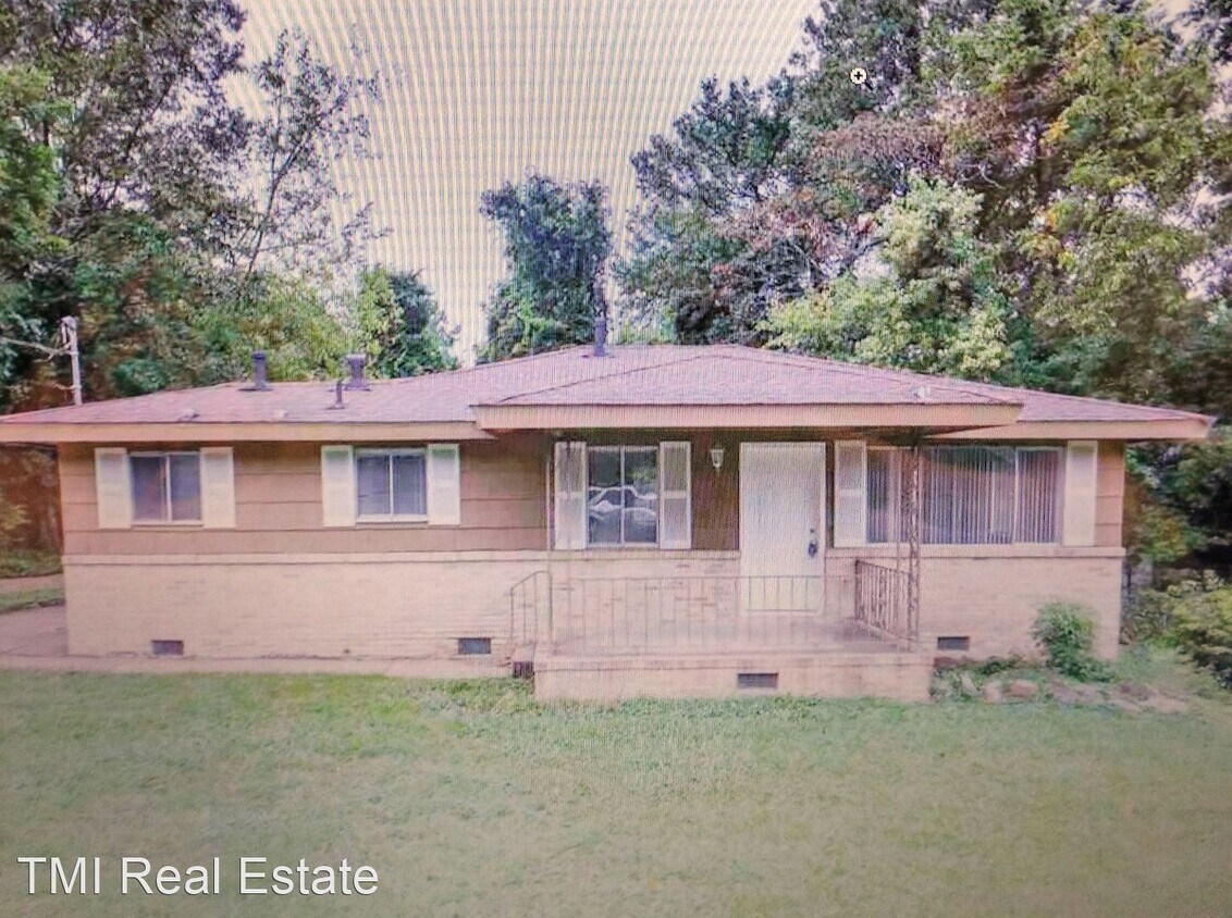 Primary Photo - 3 br, 1 bath House - 2332 2nd PL NE
