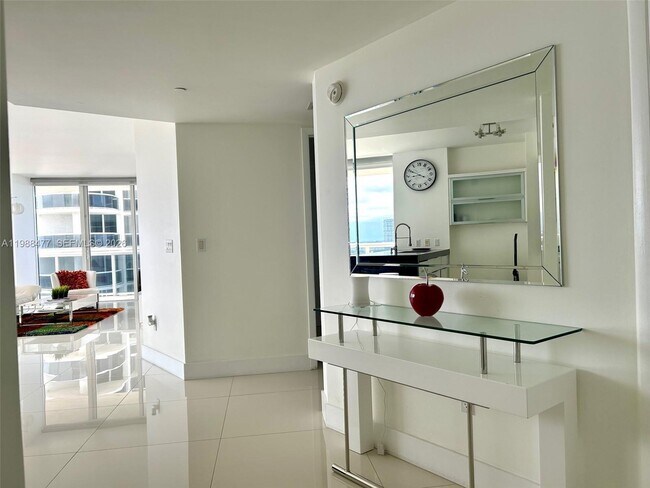 Foto del edificio - 1830 S Ocean Dr