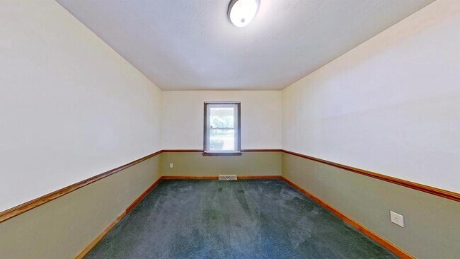 Building Photo - 7818 Knue Rd