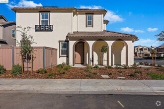 Building Photo - 3012 Vasquez Ct