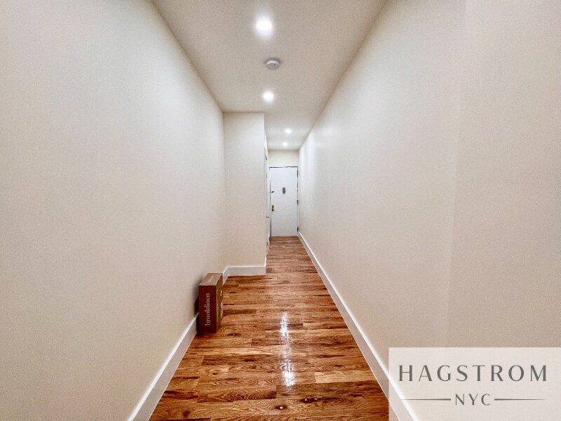 Foto principal - 666 Hancock St