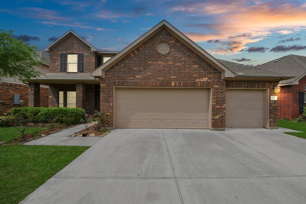 Foto principal - 122 Persimmon Dr