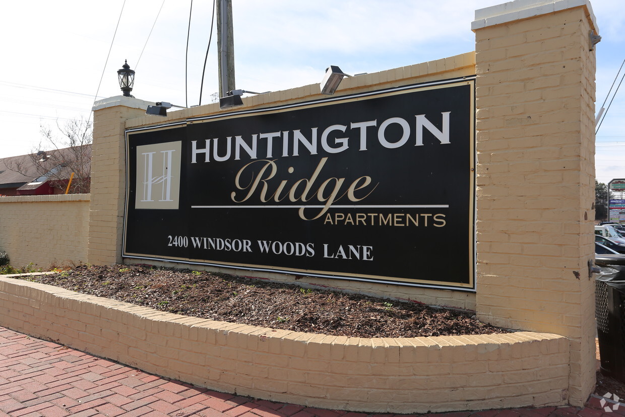 Primary Photo - Huntington Ridge