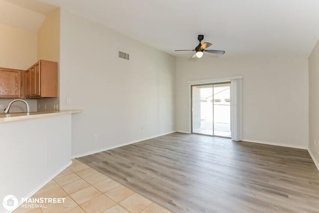 Building Photo - 7339 E Weeping Willow Dr