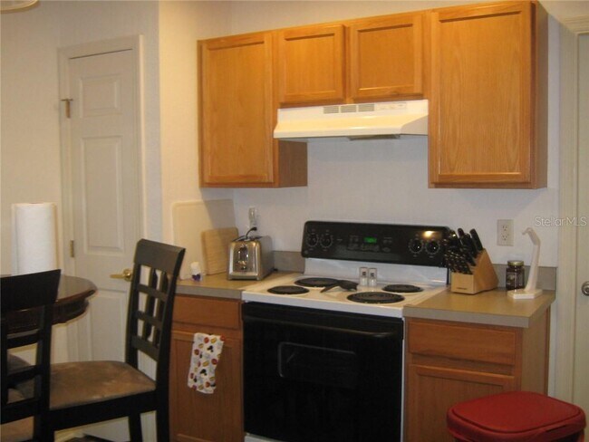 Building Photo - 5842 Breakwater Dr