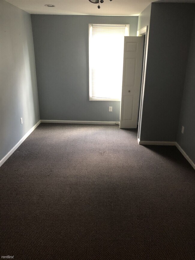 Foto del edificio - 1 br, 1 bath Apartment - 417 Cattell St