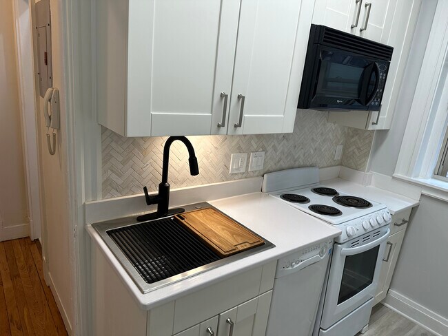 Foto del edificio - 1673 Commonwealth Ave