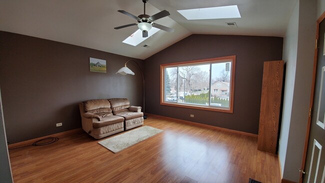 Building Photo - 3821 W 55th St