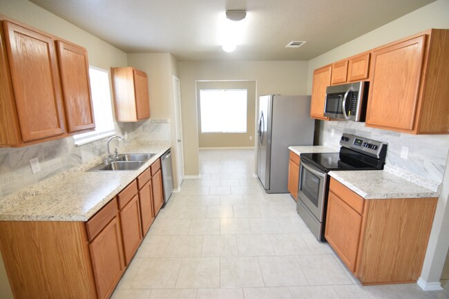 Building Photo - 1713 Freedom Loop