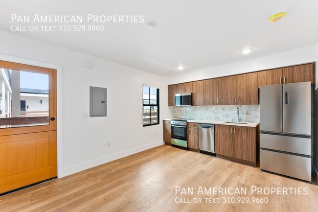 Building Photo - 24452 Del Prado Ave