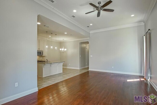 Building Photo - 7703 Ibiza Dr