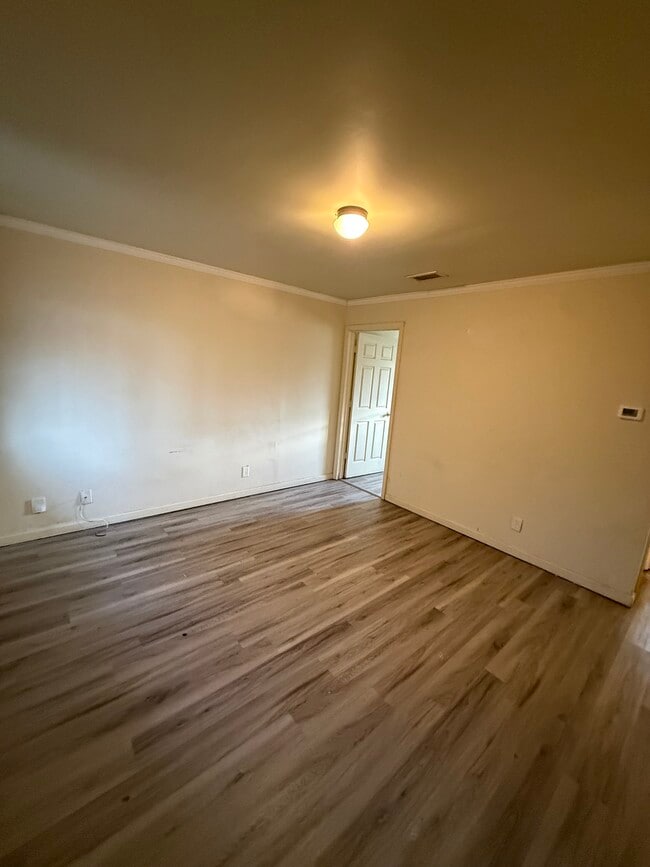 Photo - 2112 14th Ave N Apartment