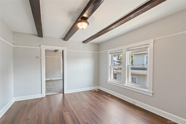 Building Photo - 26 S Bayles Ave