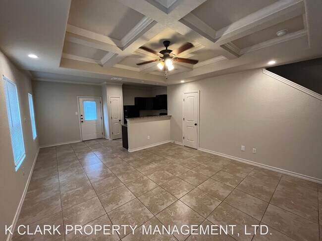 Foto del edificio - 3 br, 2.5 bath House - 7006 DONOVAN WAY #101