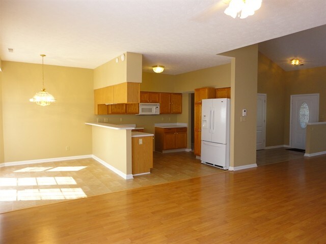 Foto del edificio - 13905 Brightwater Dr