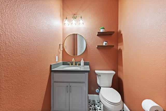 Building Photo - 884 Alfred Ct