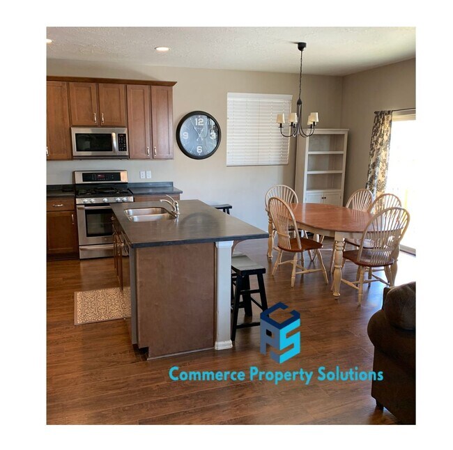 Building Photo - Beautiful Executive Style Home for Rent- 4...