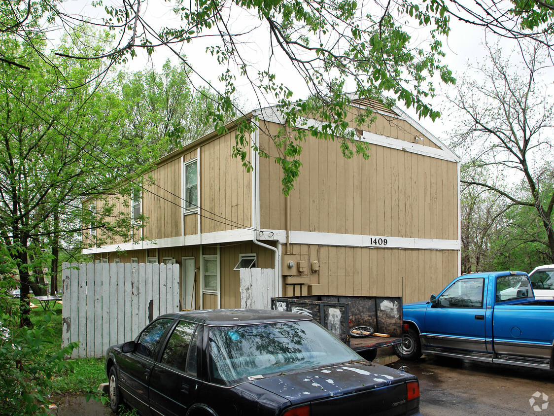 Building Photo - 1409-1411 Haskell Ave