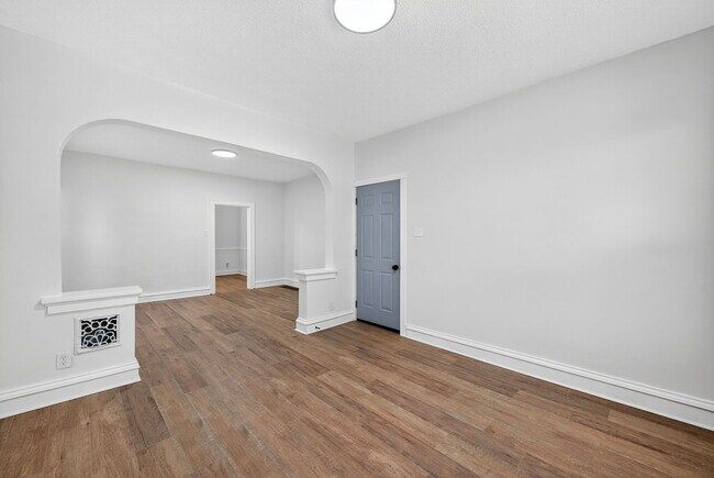 Foto del edificio - 5803 S Kingshighway Blvd