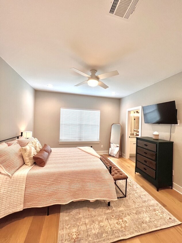 Foto del edificio - 216 E 20th St