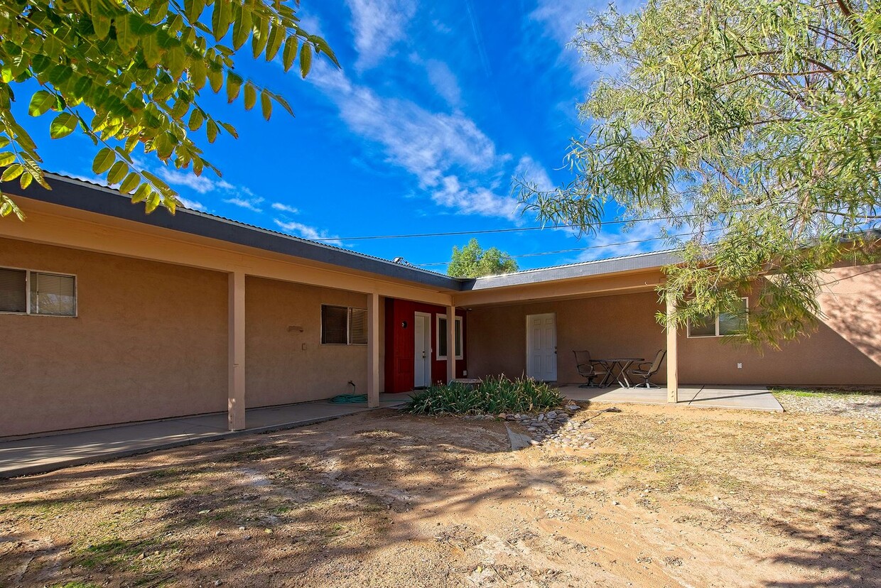 Primary Photo - Clean and Airy Casita with Tons of Storage!