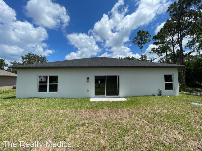 Building Photo - 4 br, 2 bath House - 1366 Pavillion St NW