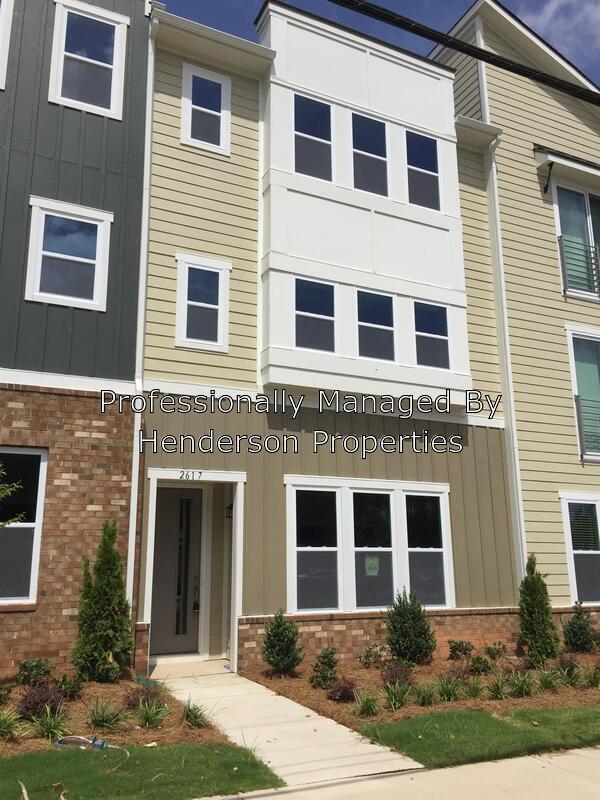 Primary Photo - 2617 Statesville Ave