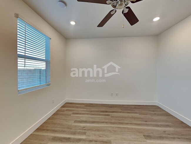 Building Photo - 7445 Keller Ln