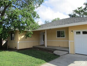 Building Photo - 1608 Laburnum Ave