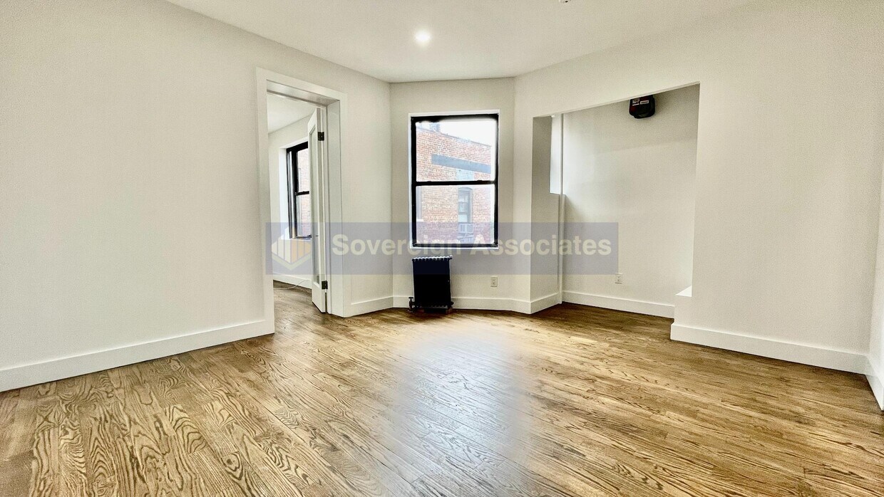 Primary Photo - 45 Tiemann Pl