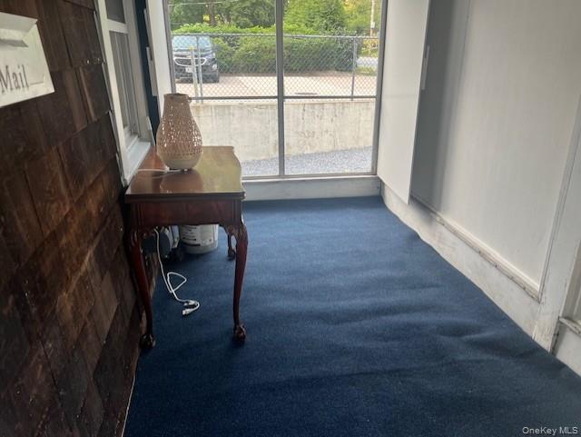 Foto del edificio - 495 Community Dr