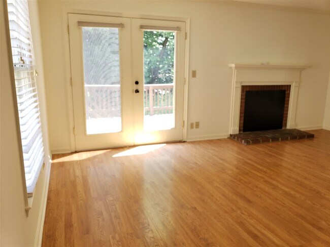 Building Photo - 1507 Westfield Ct