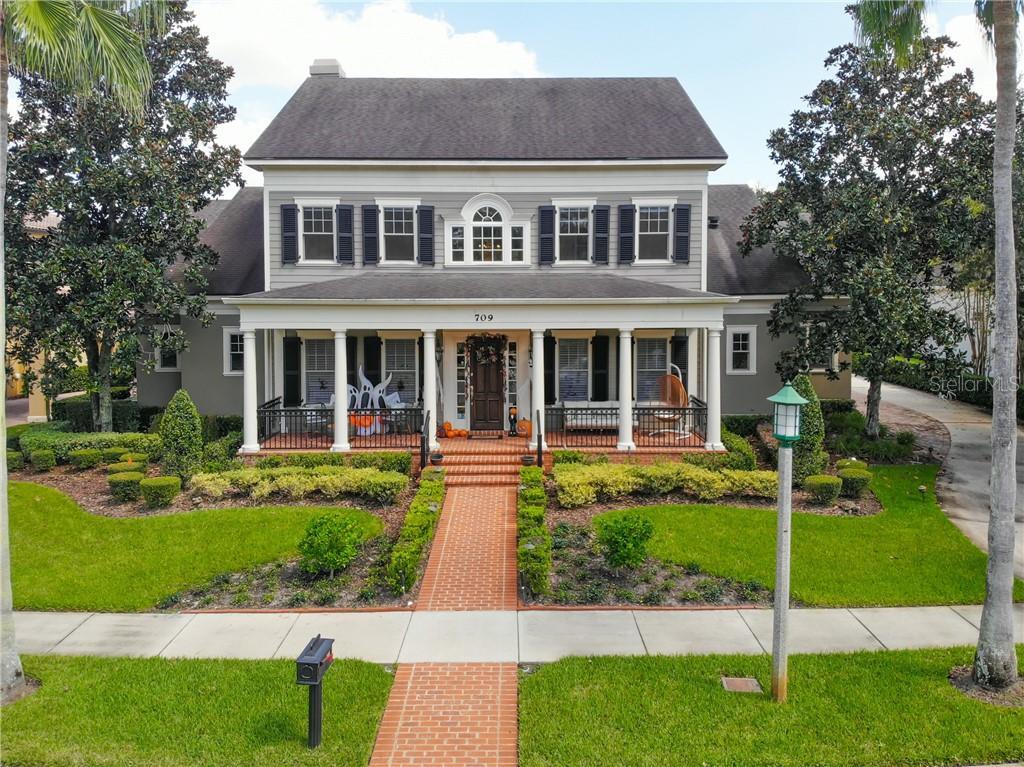 Foto principal - 709 Eastlawn Dr