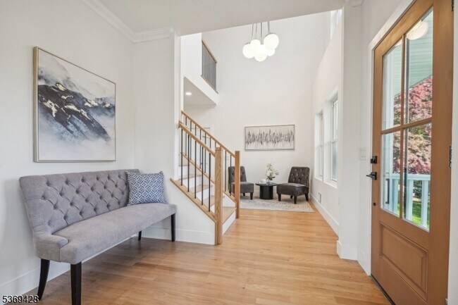 Foto del edificio - 99 Ashwood Ave
