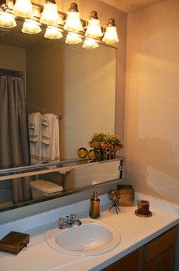 Building Photo - 2626 E 88th St