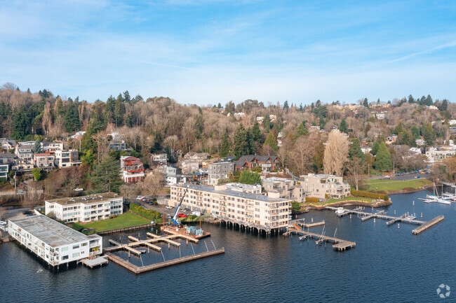 Building Photo - Reef Apartments