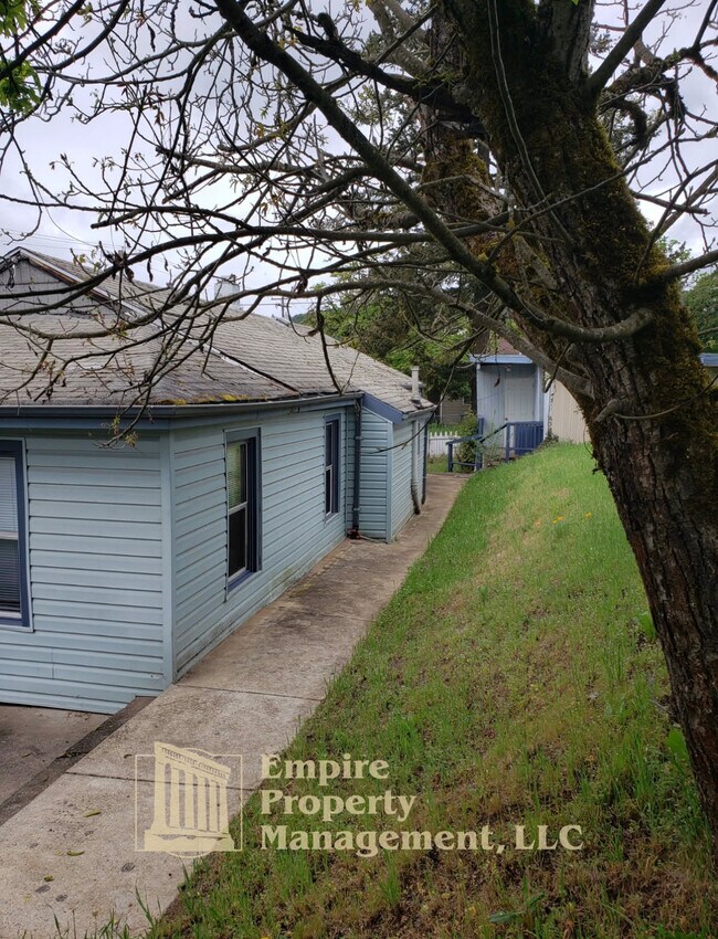 Foto del edificio - 1779 SE Giles St