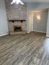 Building Photo - 506 Ivanhoe Dr