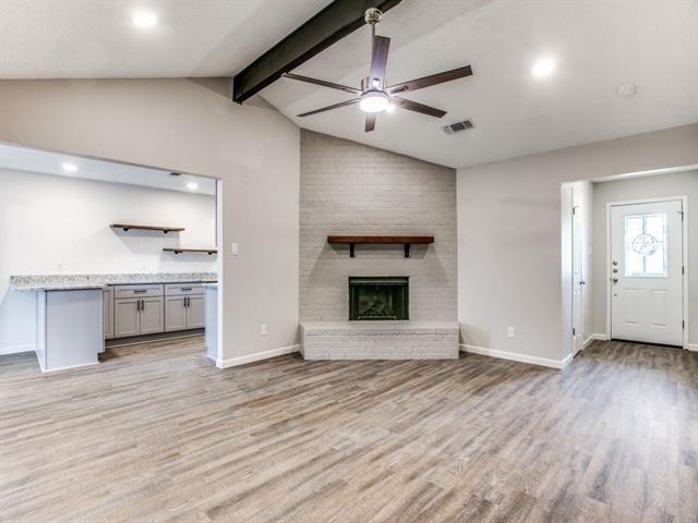 Building Photo - 540 Cole Ave