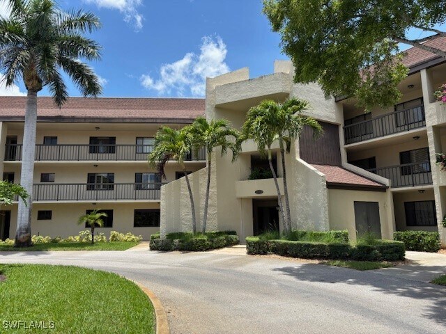 Building Photo - 413 Augusta Blvd