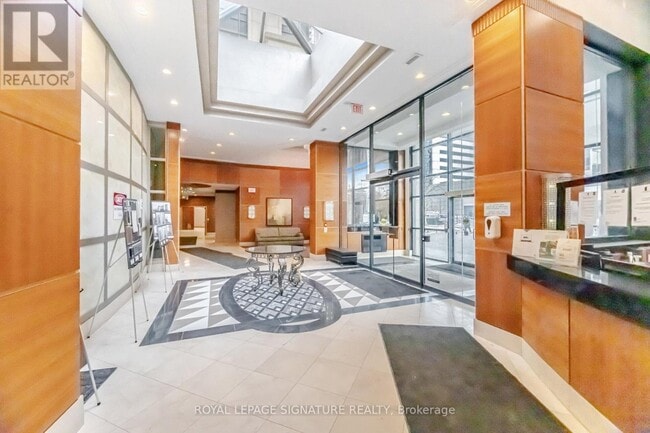 Building Photo - 153 Beecroft Rd