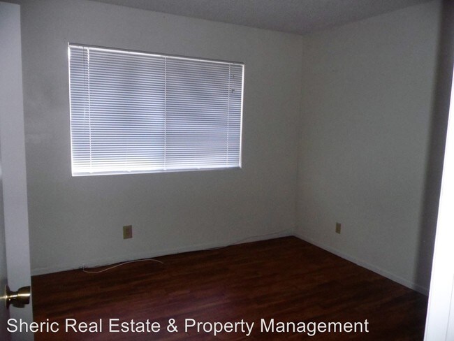 Building Photo - 55140 Airlane Dr