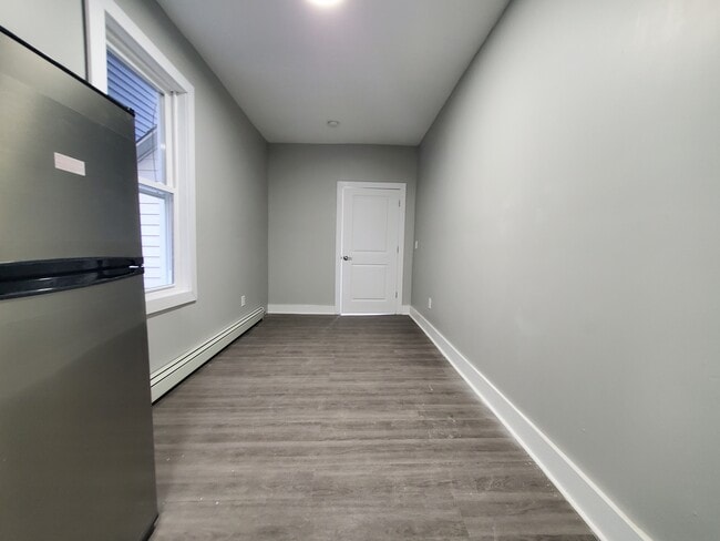 306 Ege ave 2 - 302 Ege Ave