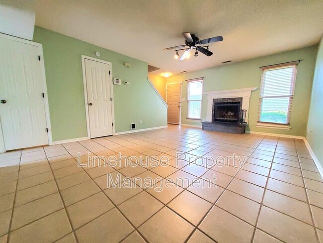 Foto del edificio - 2417 Marsh Creek Ct