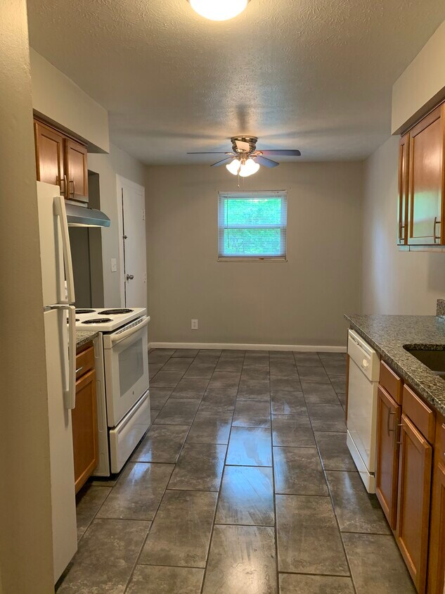 608 Heatherwood Ct Unit 700, Milford, OH 45150 Apartments in Milford