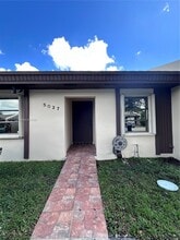 Building Photo - 5027 SW 139th Ct