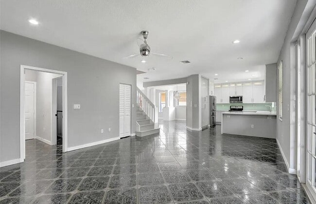 Foto del edificio - 17071 NW 17th St