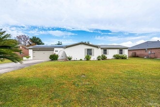 Building Photo - 12164 Longwood Dr