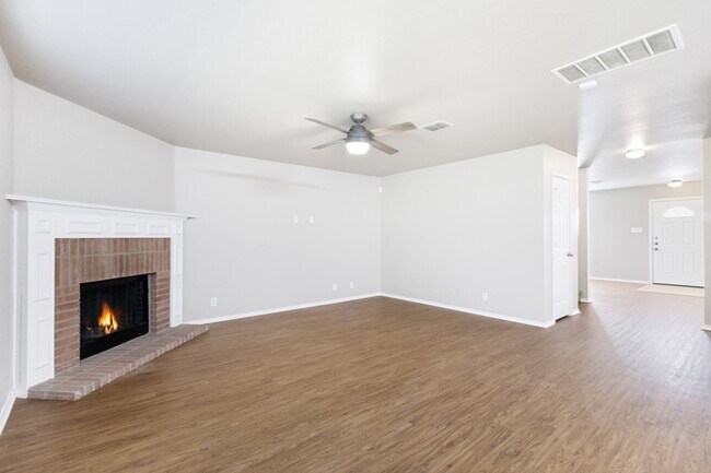Foto del edificio - Well-Maintained 3-Bedroom Home – Ideal for Students & Professionals!